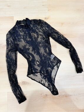 Black Lace Long-Sleeve Bodysuit